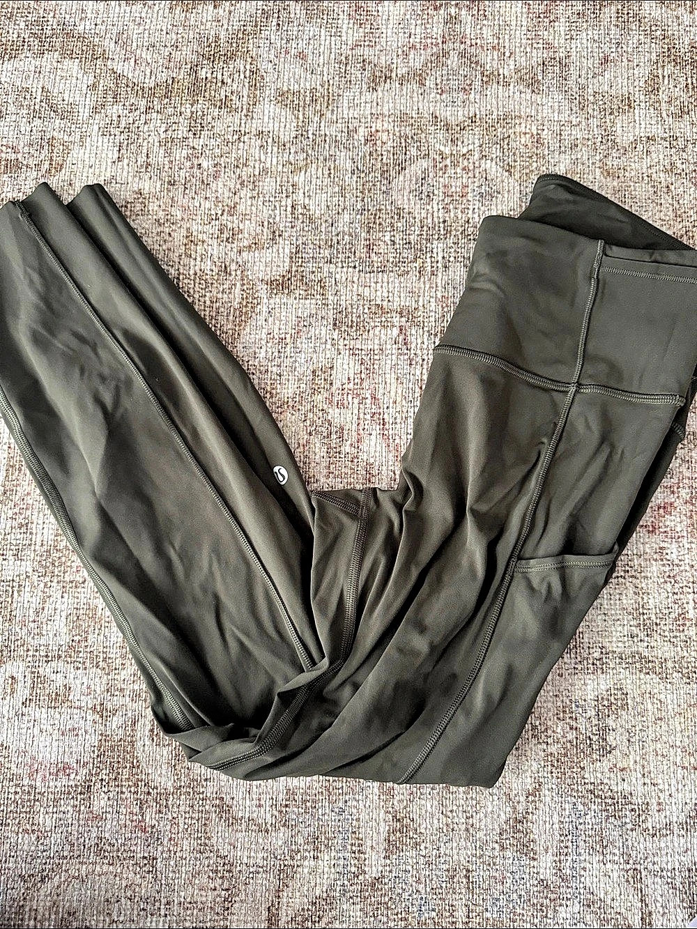 Lululemon Fast and Free High-Rise Tight 25" in Olive 6 - Picture 3 of 4